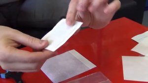 Как приклеить детоксикационный пластырь Master Herb TianDe   инструкция