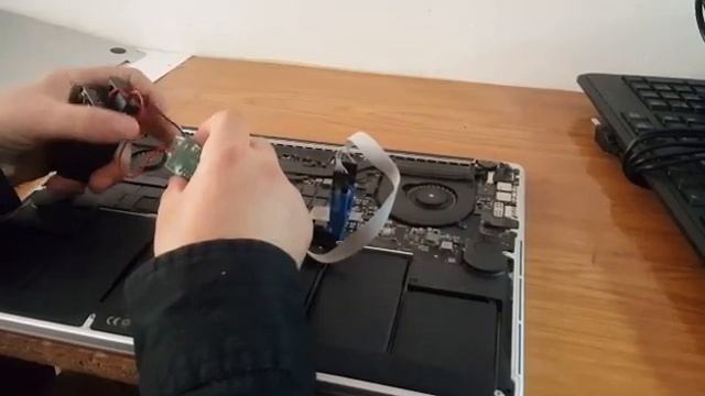 Apple A1398 EFI Firmware Bios Password Remove The 4-6 PIN,iCloud Unlock