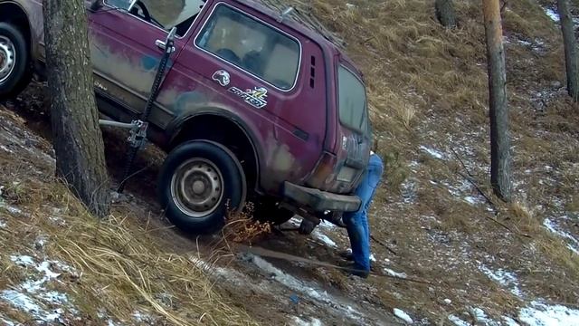 Гараж 56: Лайфхак. Разрядился аккумулятор. Как завести машину без аккумулятора. смотреть онлайн