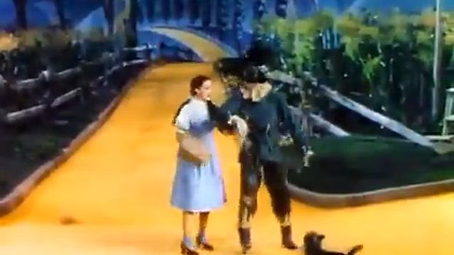 The Wizard of Oz (1939) - Trailer смотреть онлайн