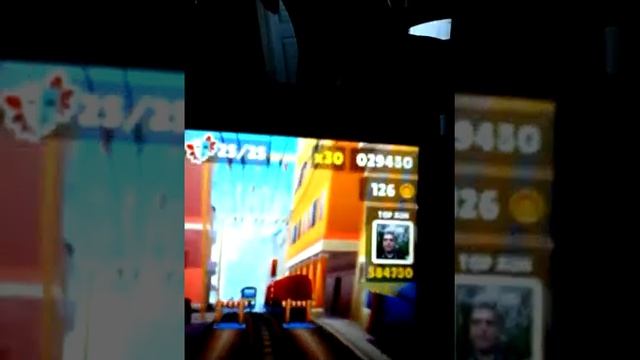 Unlocked Frizzy on subway surfers смотреть онлайн