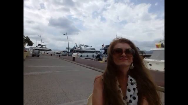 Путешествие в Сан-Тропе смотреть онлайн