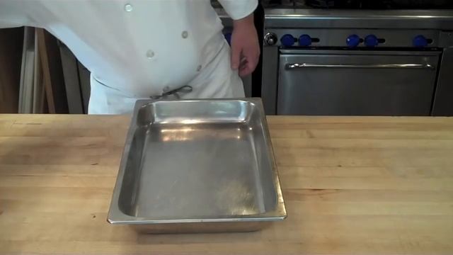 Kitchen Terminology Part One: Service Pans смотреть онлайн
