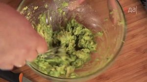 Паста из авокадо с лаймом