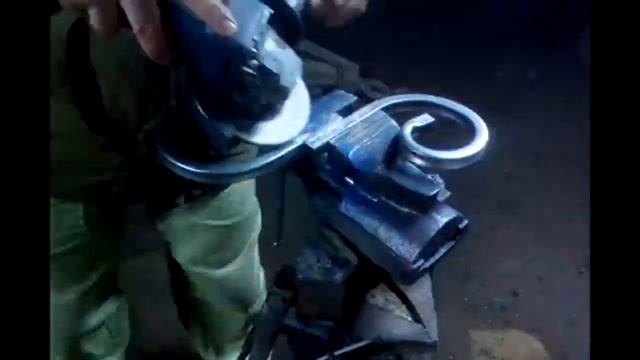 Стол ХОЛОДНАЯ КОВКА, ПРОСТО КРУТО!!! смотреть онлайн