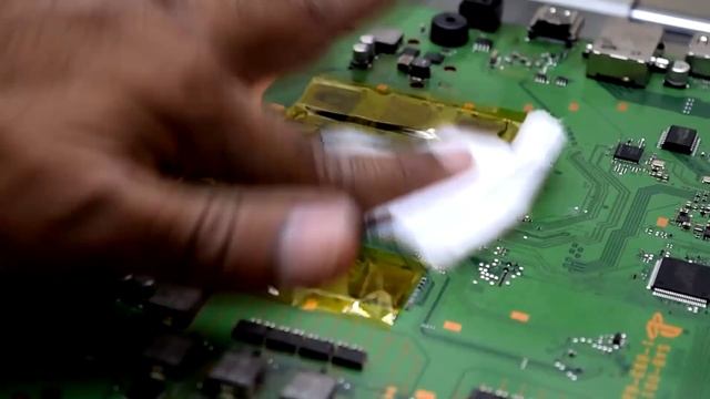 تصليح بلايستيشن 4 (منتديات مملكة ماستر) PS4 BGA By ALZAABI смотреть онлайн