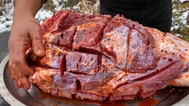 7 HOURS OF ROASTING A HUGE THIGH OF BEEF IN A TANDOOR! VERY EXPENSIVE DELICACY!