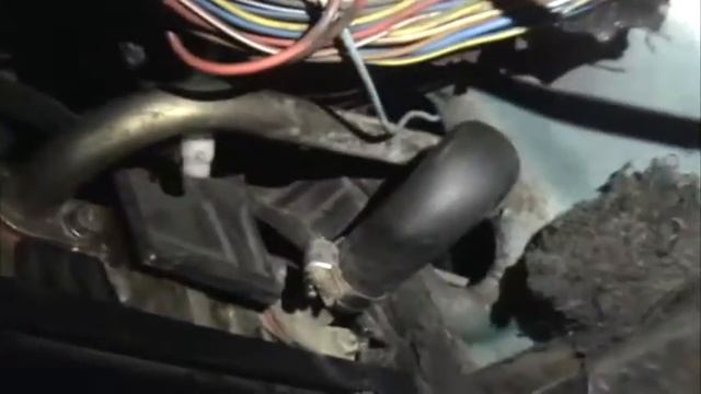 Ремонт радиатора (пайка) печки ВАЗ 2105 смотреть онлайн