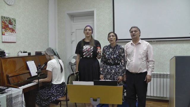 Обидеть человека так легко смотреть онлайн