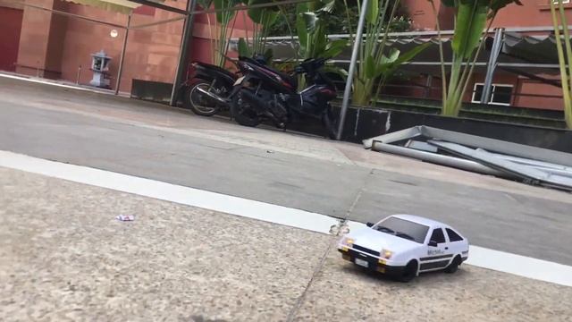LDR/C Toyota AE86 1/18 #1 смотреть онлайн
