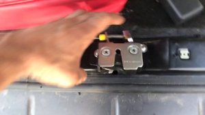 [[BR-GAVS]] НИВА. ЗАМОК БАГАЖНИКА НОВОГО ОБРАЗЦА.