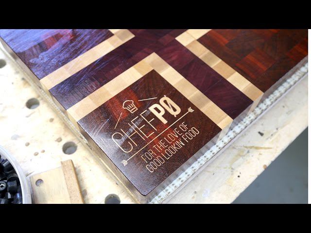 Доска с норвежским флагом
Norwegian flag end grain cutting board смотреть онлайн