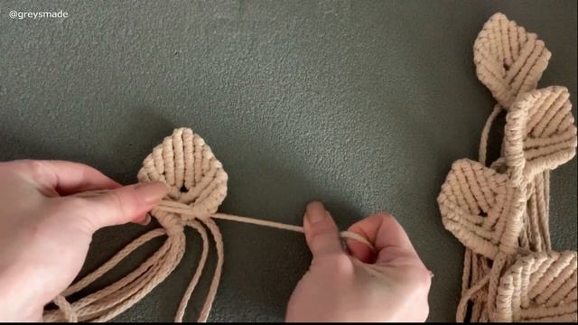 Macramé flower with five petals and stamens. How to do a macrame flower смотреть онлайн