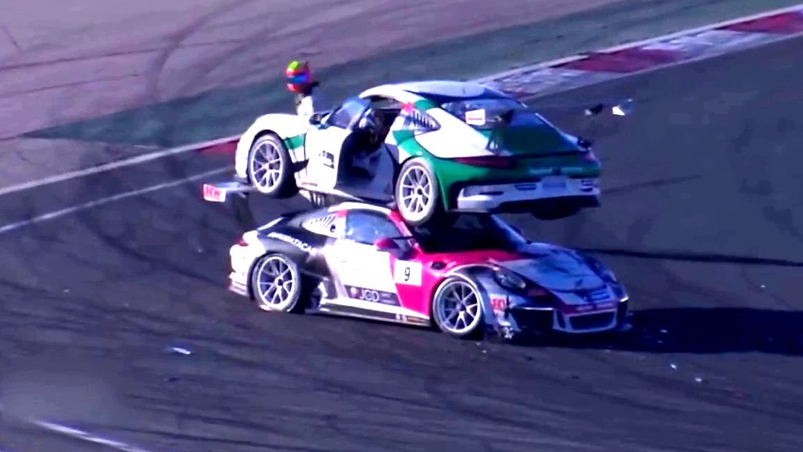 СЛУЧАИ В АВТОСПОРТЕ ПОВЕРГШИЕ В ШОК ЗРИТЕЛЕЙ.mp4