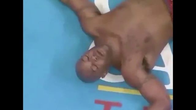 10 самых молниеностных нокаутов Майка Тайсона - Top 10 knockouts Mike Tyson смотреть онлайн