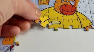 Будни семьи Бо и Зо. Собираем пазлы для детей с героями мультфильма Оранжевая корова.