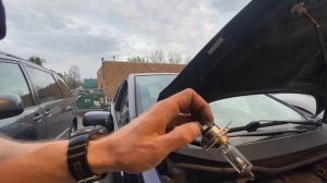 How to change replace Headlight Bulbs in Honda Fit 2007-2013