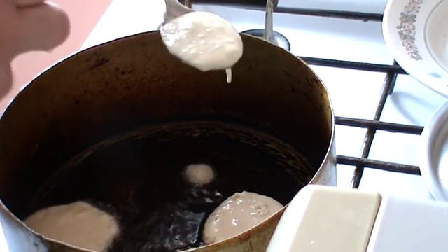 КУХНЯ - Как печь Оладьи смотреть онлайн