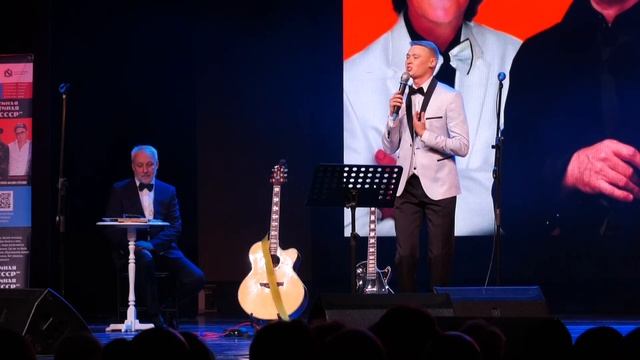 Олег Прокофьев - Любимые глаза LIVE смотреть онлайн