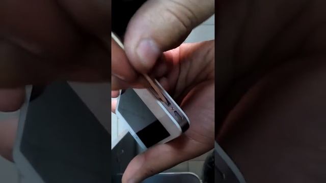 Почему плохо заряжается Айфон 4 и 4S смотреть онлайн