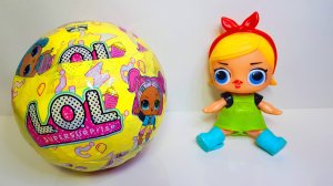 Распаковка огромного яйца LOL, видео для девочек