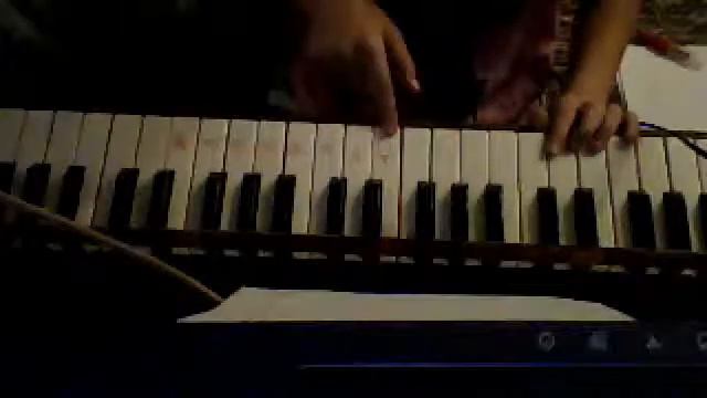 с днем рождения на пианино смотреть онлайн