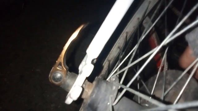 Чиним велосипед в 20 км от города смотреть онлайн