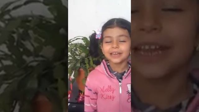 Берестов Валентин "Тетради", из цикла "Школьные зарисовки" (читает Асия 5 лет) ?? смотреть онлайн