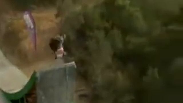 Прыгун - железная жопа