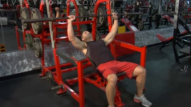 How to Do an Incline Barbell Bench Press смотреть онлайн