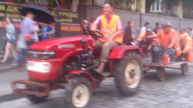 Ехали узбеки возле зоопарка смотреть онлайн