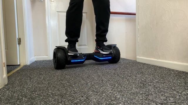 iHoverboard H8 Off-Road Hoverboard - LED light - 700W - Under £200 смотреть онлайн