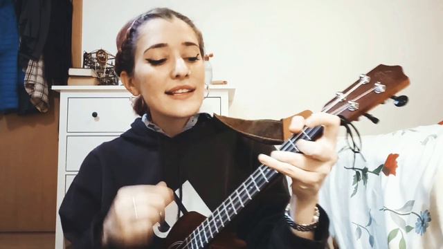 Dance Monkey - Tones and I // Ukulele cover смотреть онлайн