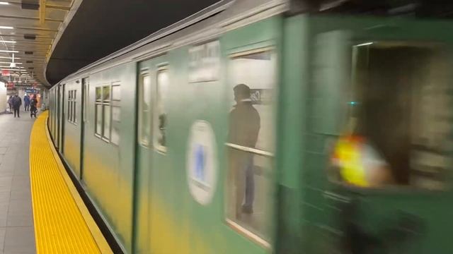 MTA Nostalgia Train: Train of Many Colors Bypassing WTC-Cortlandt смотреть онлайн