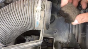 Замена воздушного фильтра на Форд Фокус 2.