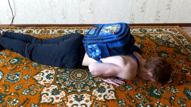 КАК НАКАЧАТЬ ТРИЦЕПС В ДОМАШНИХ УСЛОВИЯХ // ЛУЧШИЕ-УПРАЖНЕНИЯ смотреть онлайн