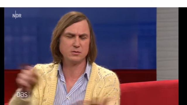 LARS EIDINGER (Rotes Sofa 2022) und seine Art des Foto-und Bücher- Signierens.... смотреть онлайн