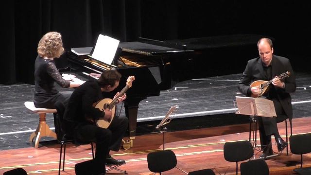J. N. Hummel (1778-1837) Trio G-Dur op. 65 ; Dutch Mandolin Piano Trio смотреть онлайн