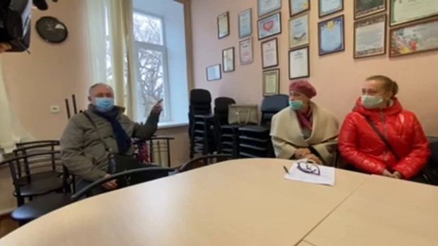 Родители детей в Кременчуге выступили против дистанционного образования для школьников смотреть онлайн