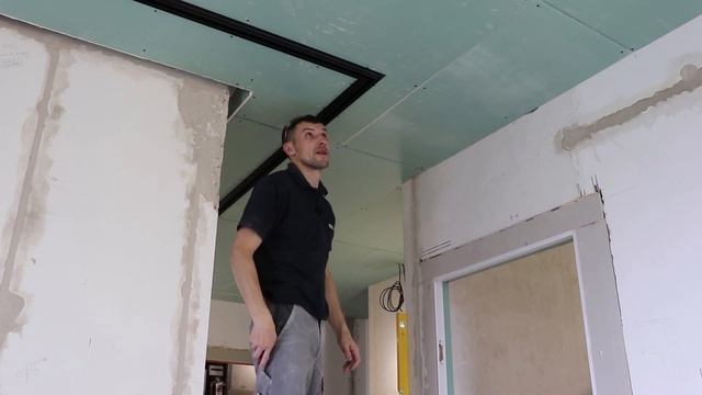 Ремонт квартир в С-Пб Скрытый монтаж трекового светильника в потолок ГКЛ смотреть онлайн