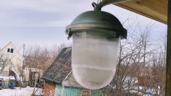 Купили  заброшенную дачу.  С чего начать?  Что мы нашли внутри