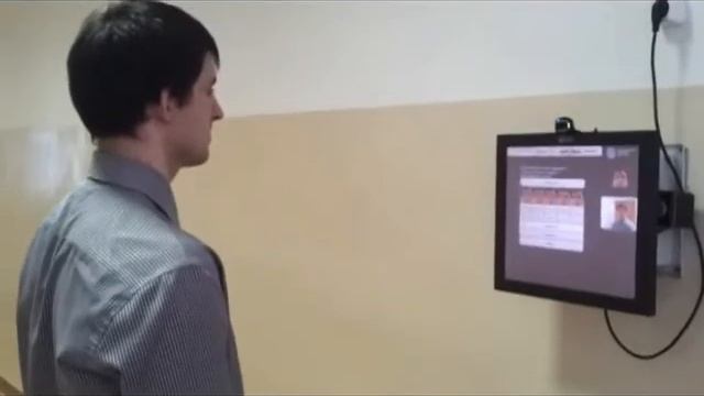 Адаптивный информационный терминал с функцией распознавания лиц смотреть онлайн