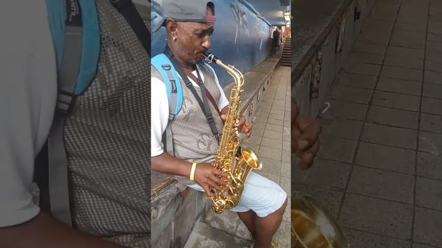 Careless Whisper Cover by this Saxophonist in the Tunnel to the Brass Bell, Kalk Bay, Cape Town смотреть онлайн