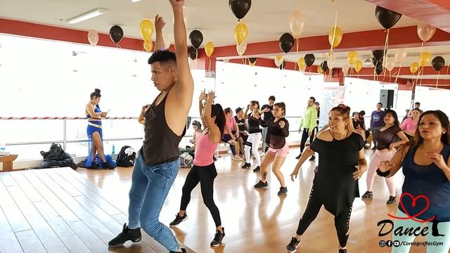 La Última Noche - Dani J (Versión Bachata) / Coreografia Gerardo Alegría | Coreografias Gym Perú Fi смотреть онлайн