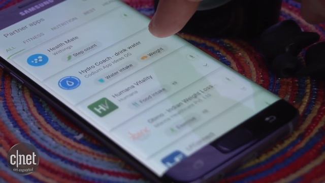 Sin ataduras: audífonos inalámbricos que son una alternativa a los AirPods de Apple смотреть онлайн