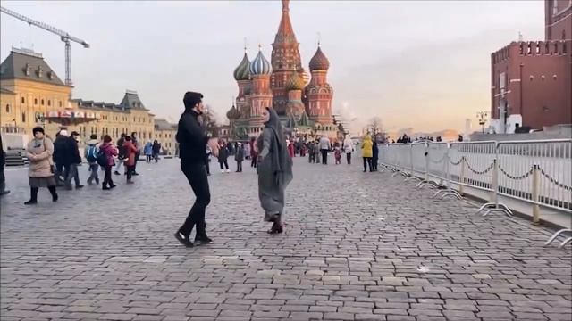 Гордая горянка в центре Москвы смотреть онлайн