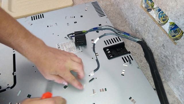 Подключение варочной панели напрямую без розетки своими руками/ПОДРОБНО КРУПНЫМ ПЛАНОМ смотреть онлайн