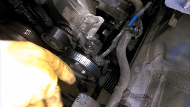 ТЕЧЬ МАСЛА ИЗ-ПОД КОРПУСА МАСЛЯНОГО ФИЛЬТРА / BMW E36 316i M43 / OIL LEAKING FROM UNDER OIL FILTER смотреть онлайн