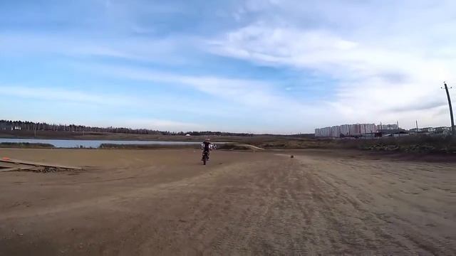 Эндуро тренировка прыжки мотошкола REM смотреть онлайн