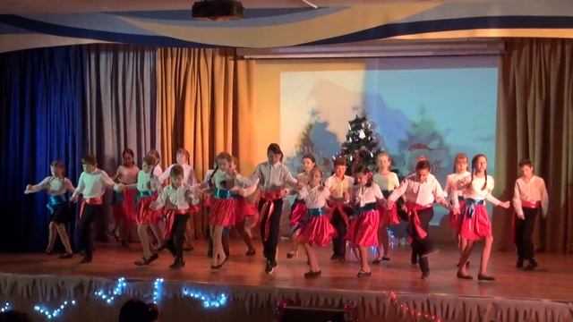 Школа №1573 4"А" класс "Молдавский танец" смотреть онлайн